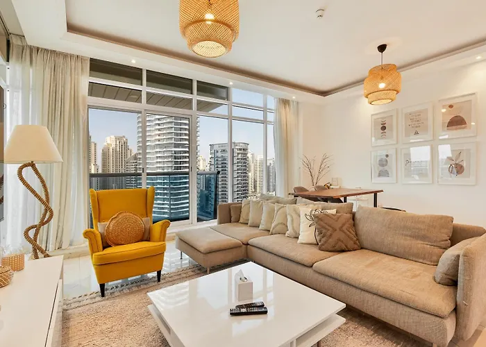 Luxury 2Br Apt With Waterfront Views